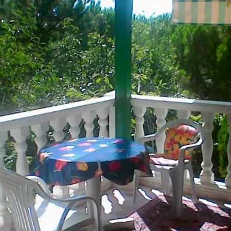 Pensjonat Pine House Seferihisar